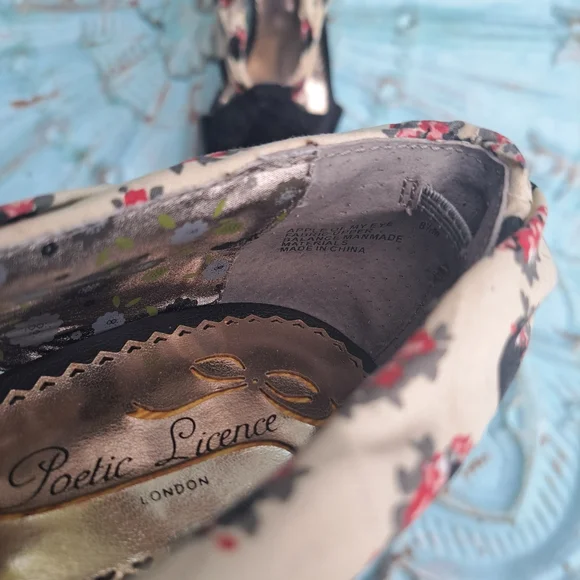 😃Poetic Licence Floral Women's Heels - Picture 3 of 8